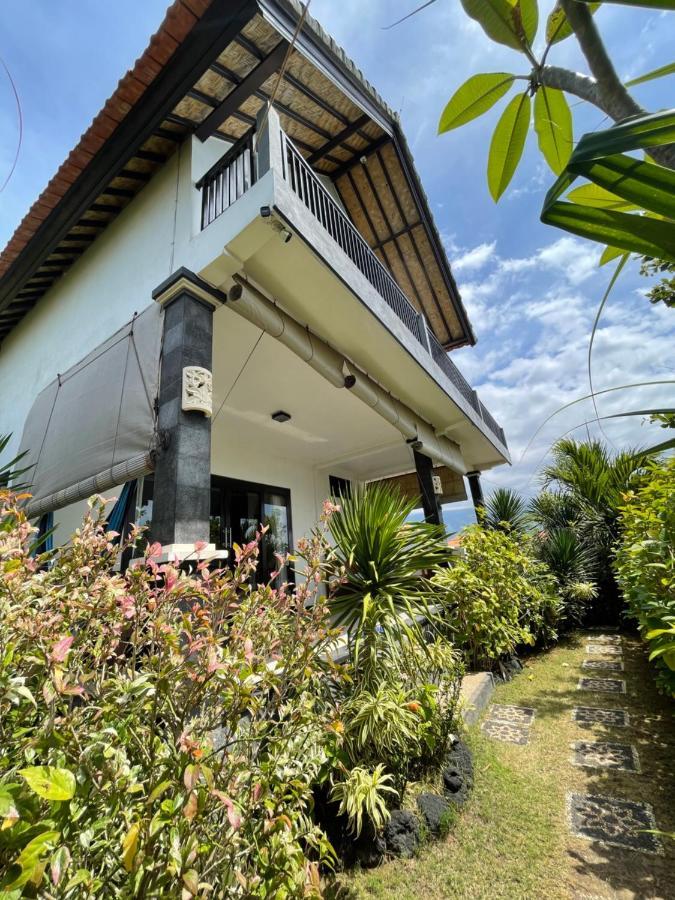 The Bbq Guest House Amed  Exterior photo